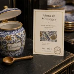 Faïence de Moustiers boutique en ligne : pot à cornichons bleu artisanat